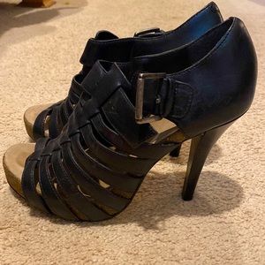 Sexy black heels 9.5